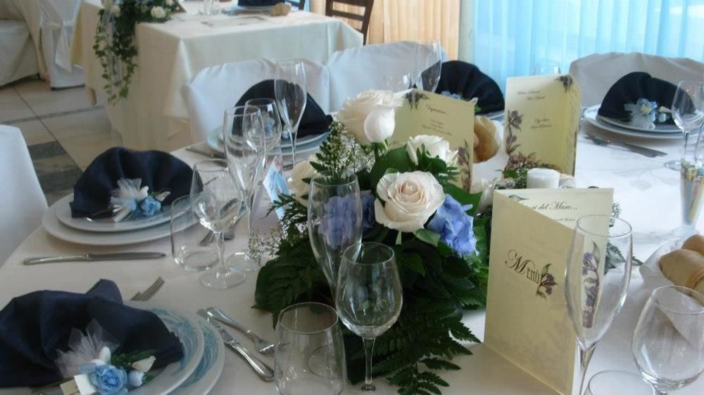 Hotel Ristorante Il Grillo アックアヴィーヴァ・ピチェーナ エクステリア 写真