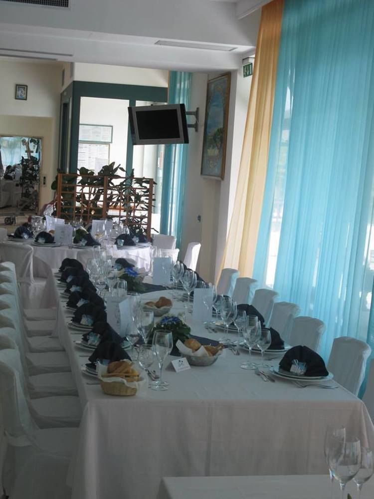 Hotel Ristorante Il Grillo アックアヴィーヴァ・ピチェーナ エクステリア 写真
